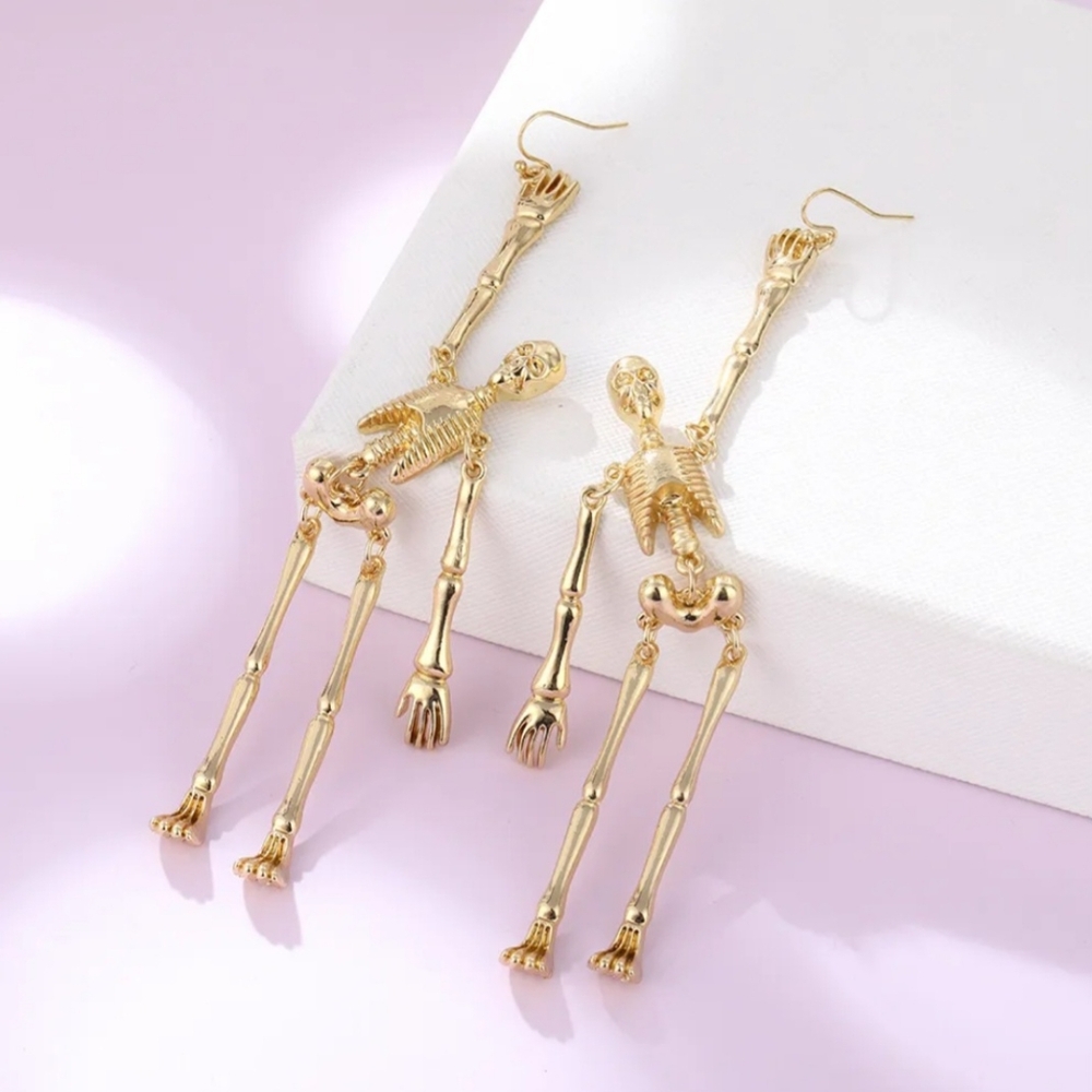 I'll Try & Restock Skeleton Earrings Gold Dangle Halloween - Picture 5 of 12